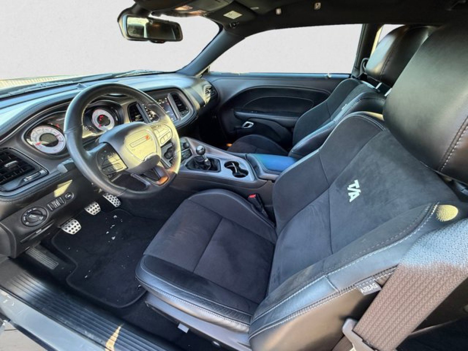 Used 2023 Dodge Challenger R/T w/ T/A Package image 11