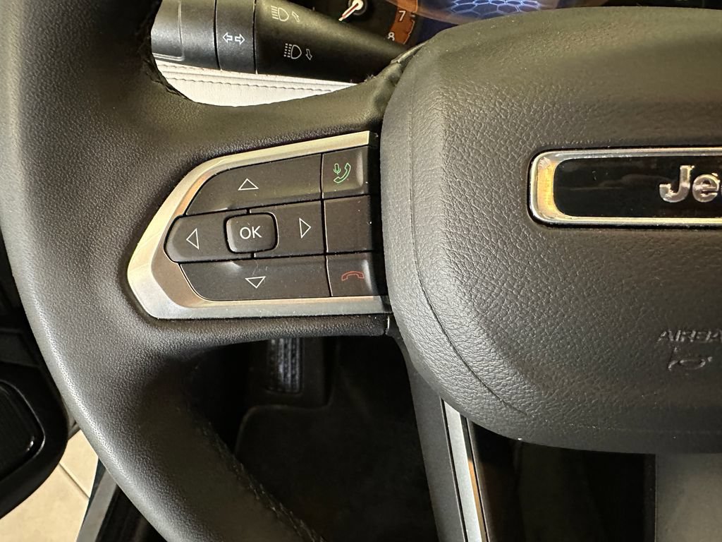 Used 2024 Jeep Compass Limited AWD/4WD image 11
