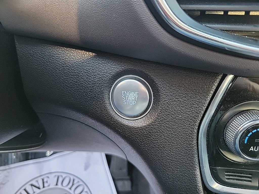 Used 2020 Hyundai Santa Fe Limited image 26