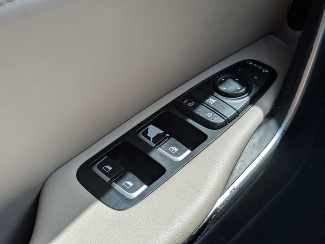 Used 2019 Kia Stinger Premium RWD image 24