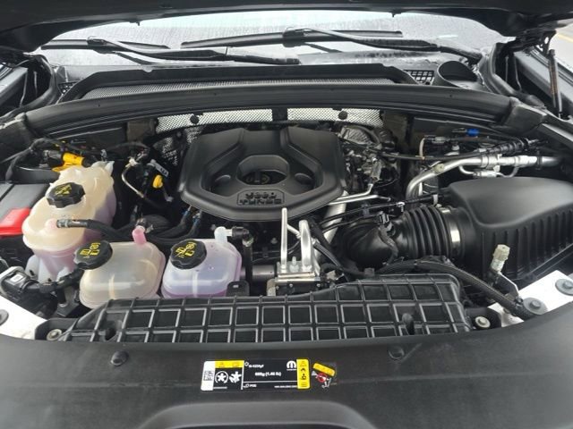 Used 2022 Jeep Grand Cherokee Summit w/ Advanced Protech Group IV AWD/4WD image 18