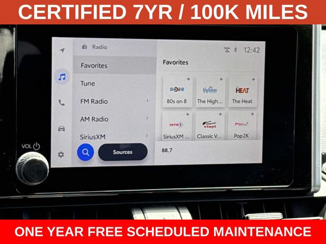 Used 2025 Toyota RAV4 XLE AWD/4WD image 19