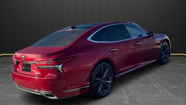Used 2018 Lexus LS 500 F Sport w/ Accessory Package (Z2) RWD image 5