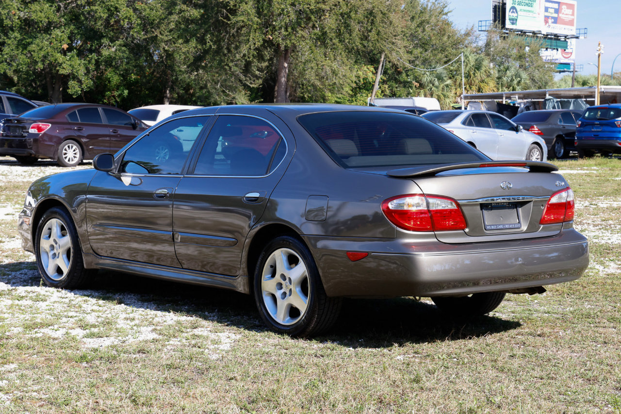 Used 2001 INFINITI I30 TOURING w/ (B03) Touring Sport Pkg image 5