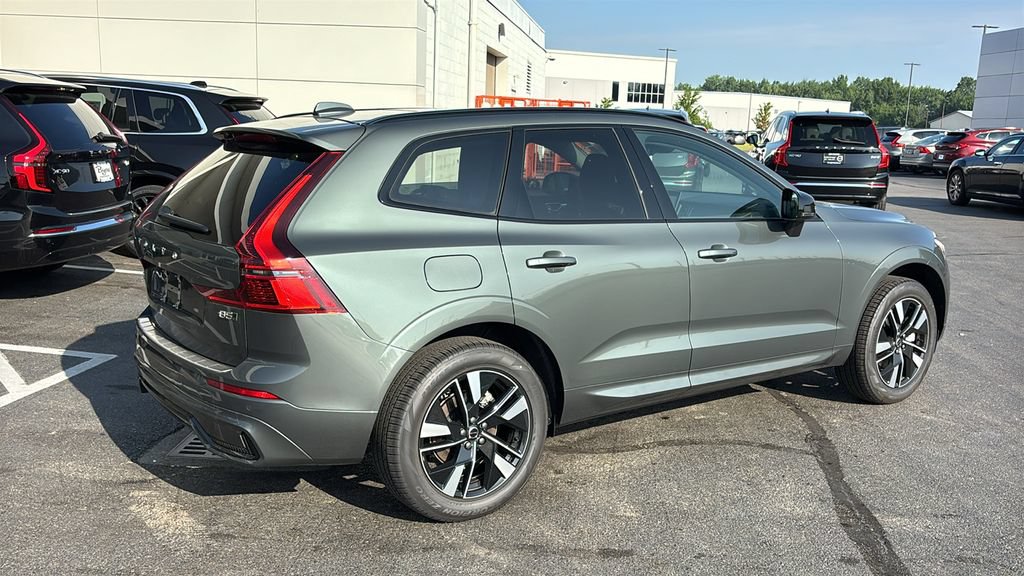 New 2026 Volvo XC60 B5 Core w/ Protection Package Premier AWD/4WD image 28