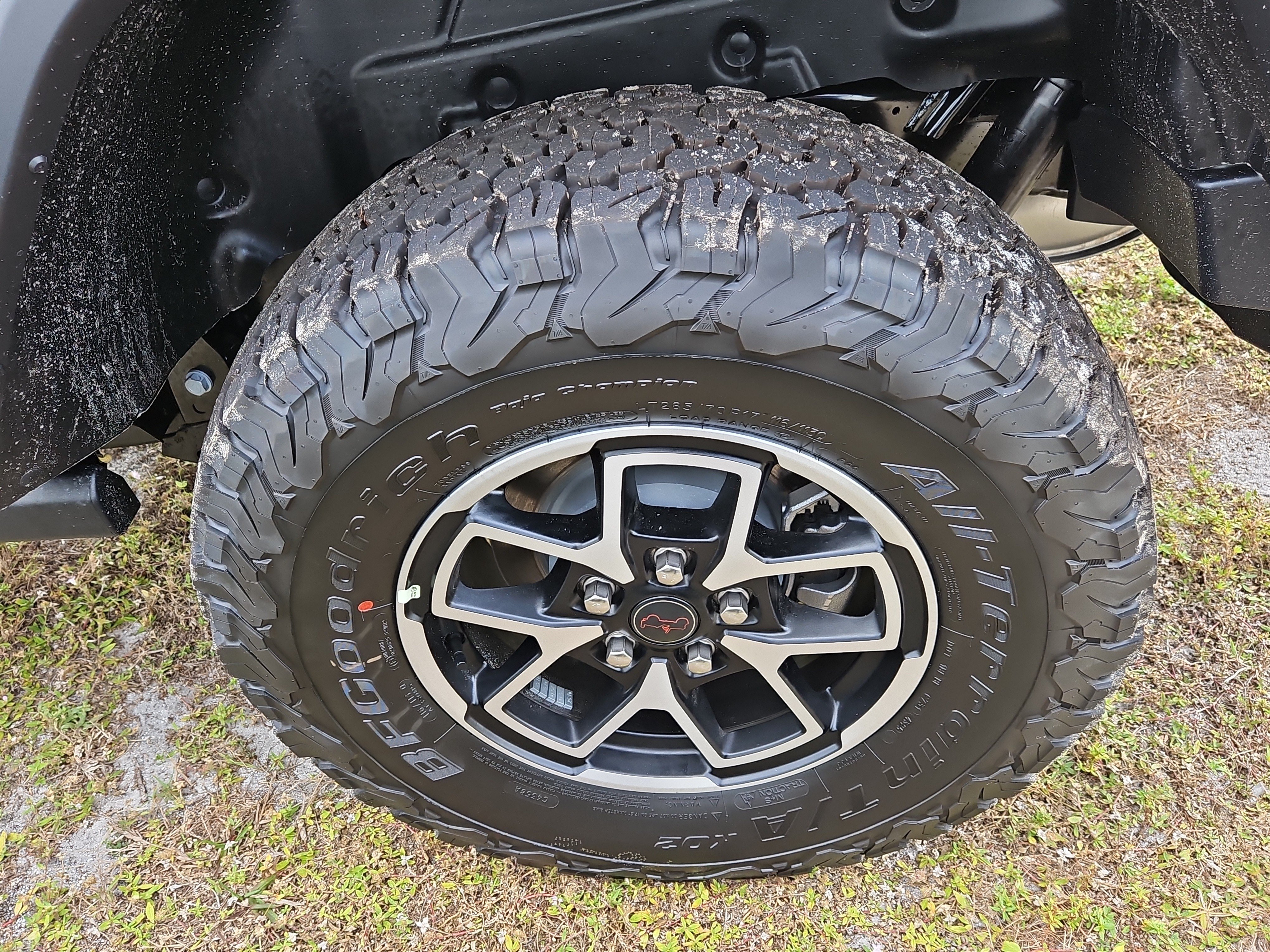 New 2026 Jeep Wrangler Unlimited Rubicon w/ Steel Bumper Group AWD/4WD image 5