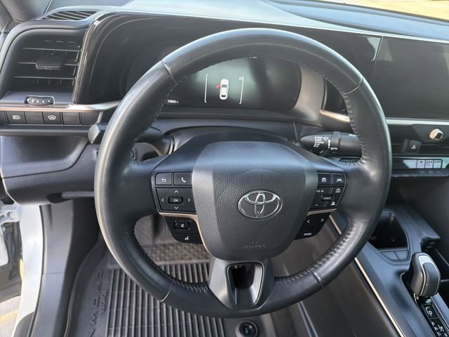 Certified 2023 Toyota Crown AWD/4WD image 16