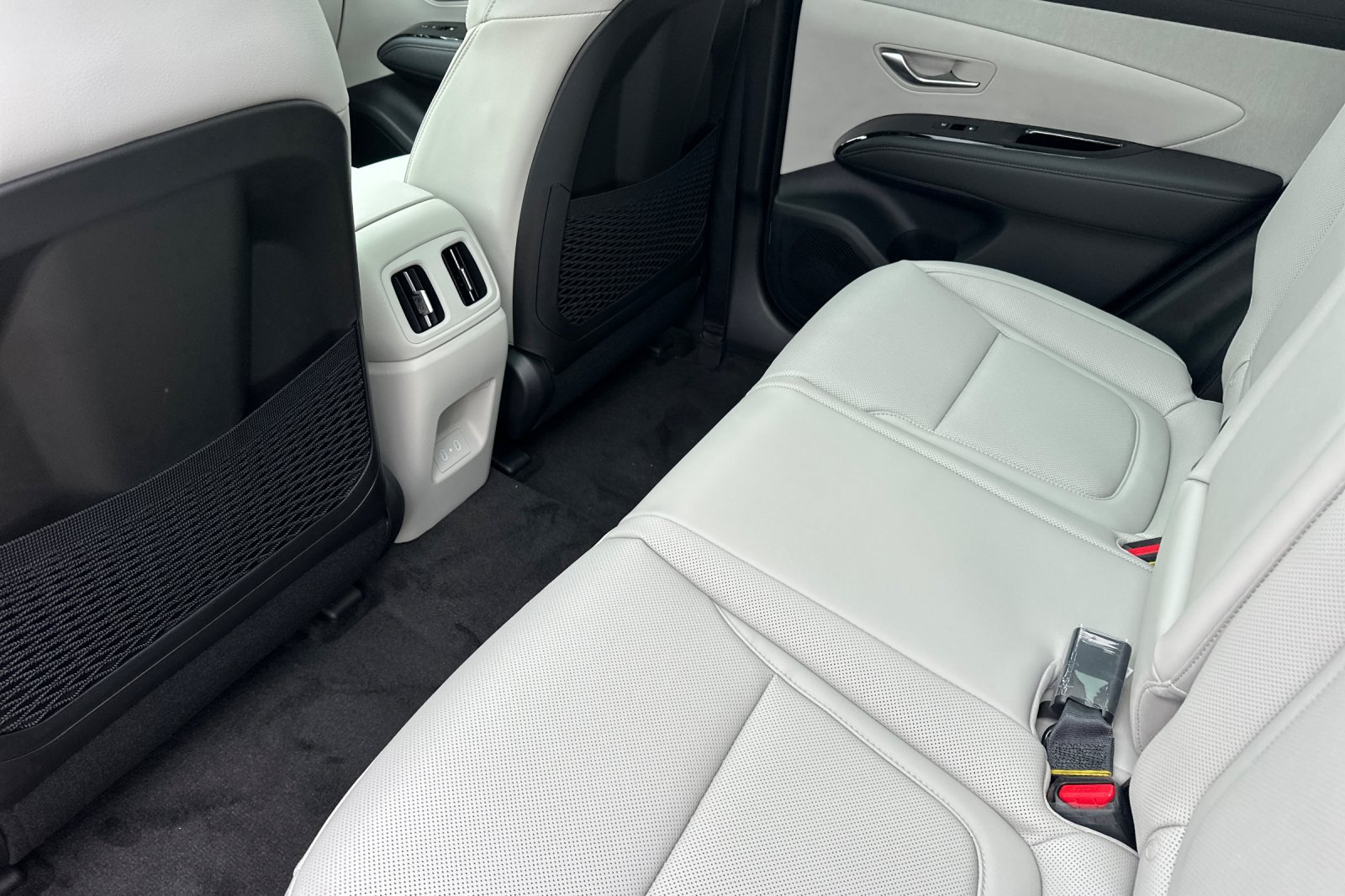 New 2026 Hyundai Tucson Limited AWD/4WD image 12