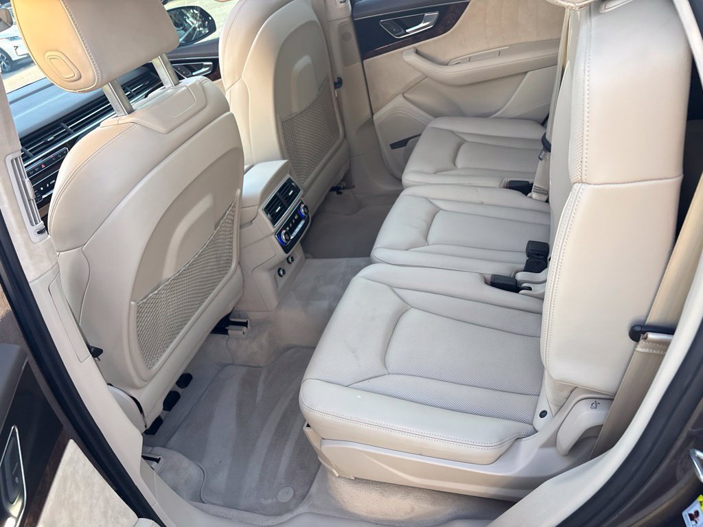 Used 2018 Audi Q7 3.0T Prestige w/ Prestige Package AWD/4WD image 20