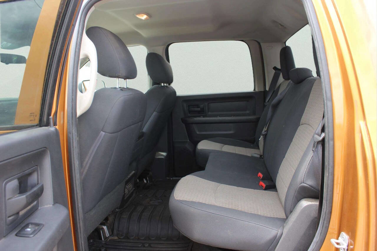 Used 2012 RAM 1500 Express w/ ST Popular Equipment Group AWD/4WD image 7