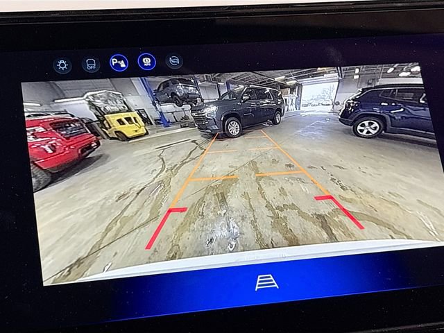 New 2027 Chevrolet Bolt LT FWD image 17