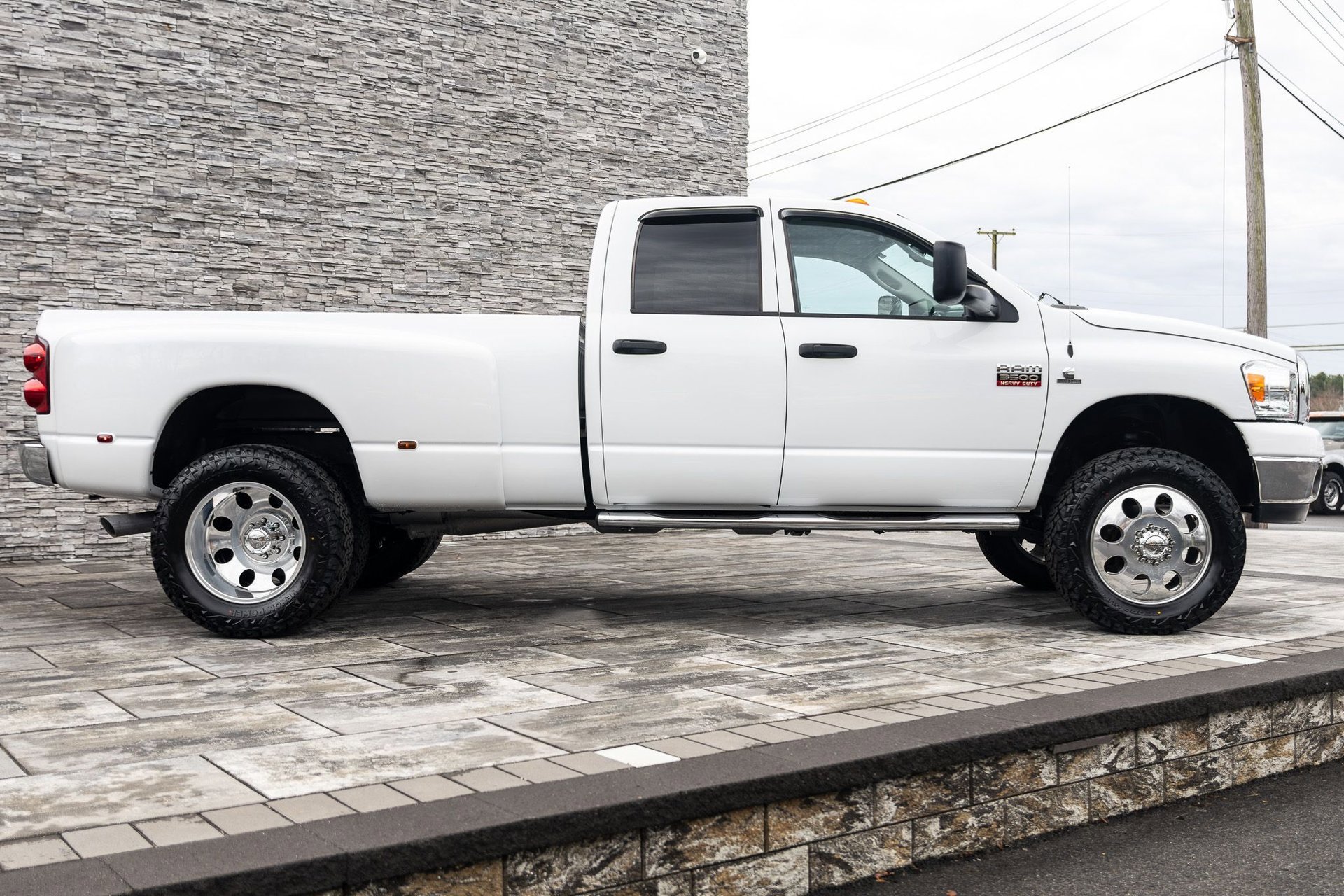 Used 2007 Dodge Ram 3500 Truck SLT image 11