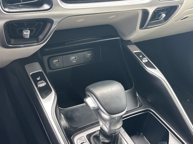 Certified 2022 Kia Sorento S w/ Panoramic Sunroof Package FWD image 37