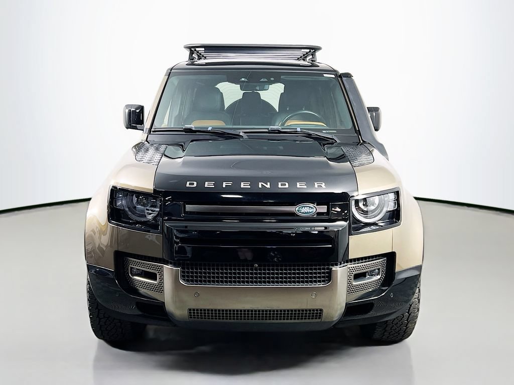 Used 2021 Land Rover Defender 110 X AWD/4WD image 2