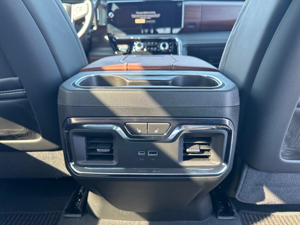 New 2026 GMC Sierra 3500 Denali Ultimate AWD/4WD image 27