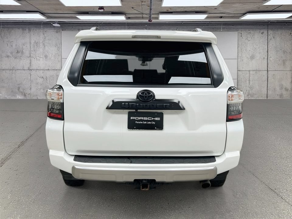 Used 2023 Toyota 4Runner TRD Off-Road Premium w/ Moonroof Package AWD/4WD image 10