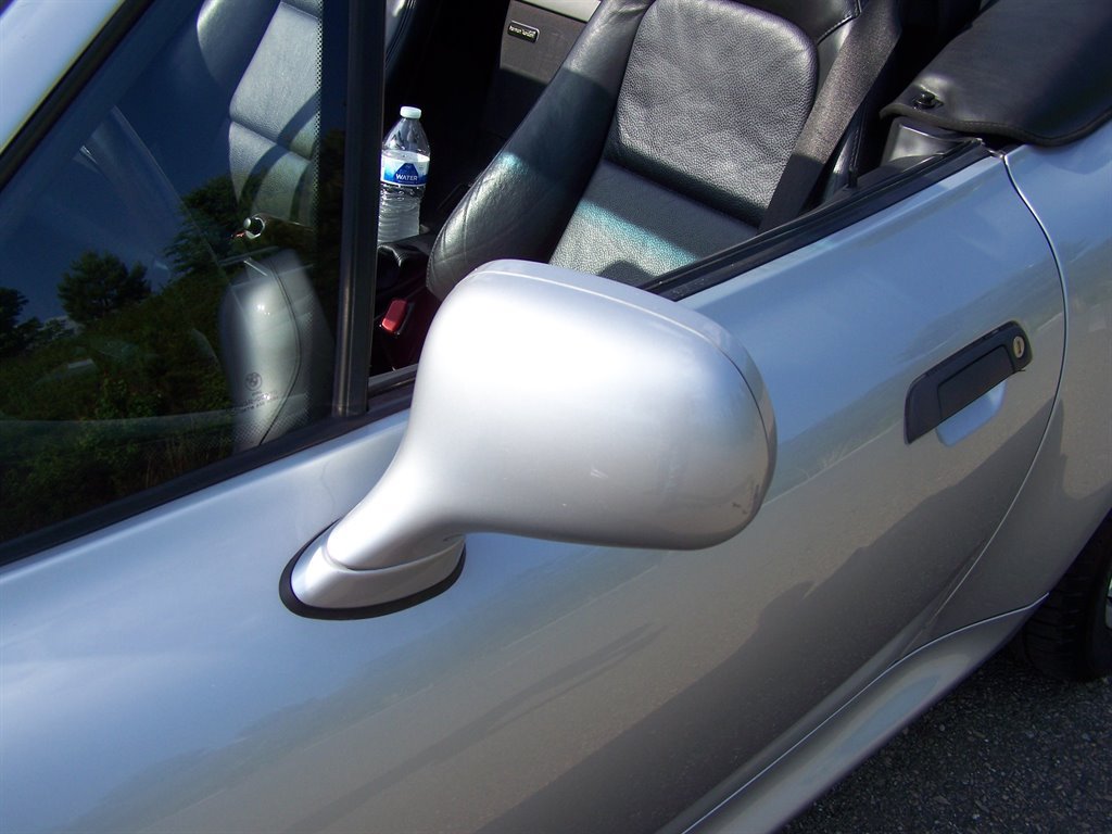 Used 2000 BMW Z3 2.5i RWD image 32