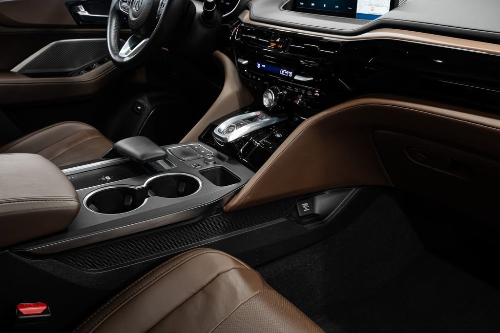 Certified 2023 Acura MDX FWD w/ Technology Package image 31