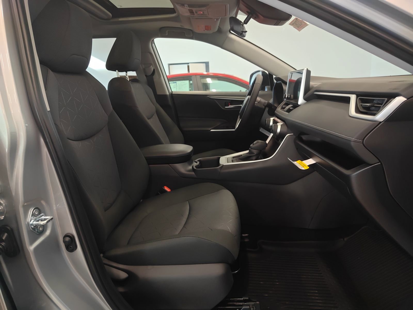 New 2025 Toyota RAV4 XLE w/ Convenience Package image 21