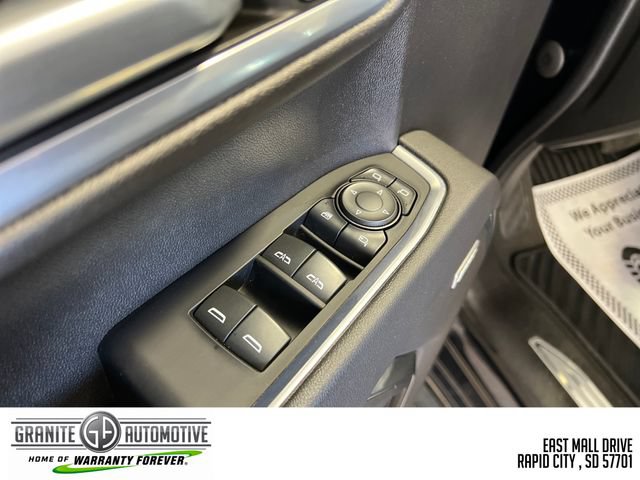 Used 2022 Chevrolet Silverado 1500 LTZ w/ LTZ Premium Package AWD/4WD image 12