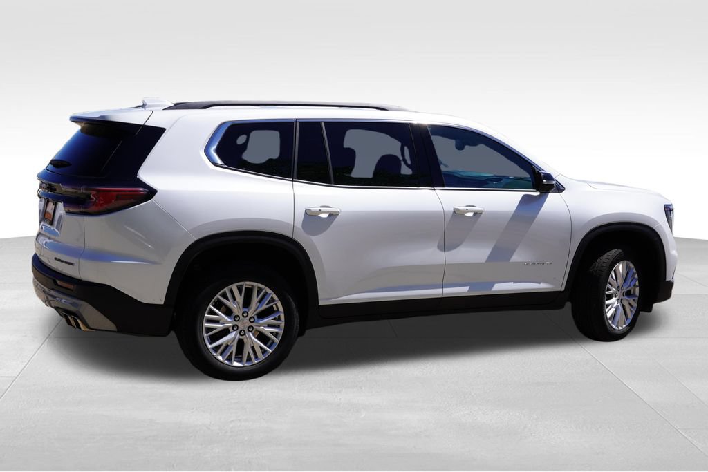 Certified 2025 GMC Acadia Elevation w/ Elevation Premium Package AWD/4WD image 4