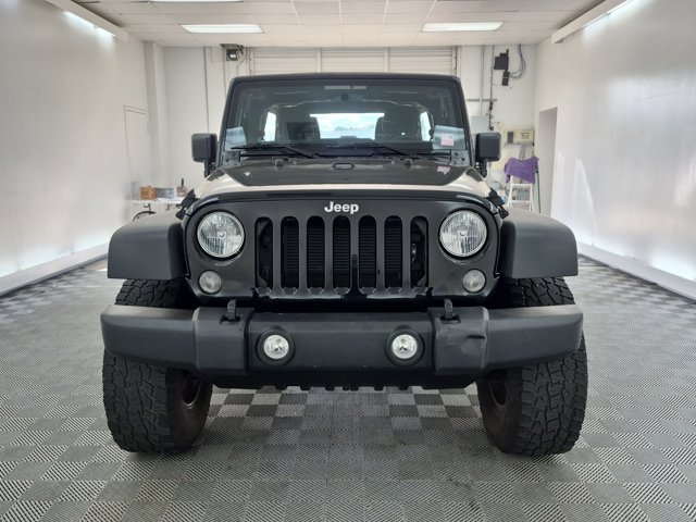 Used 2014 Jeep Wrangler Unlimited Sport w/ Connectivity Group AWD/4WD image 2