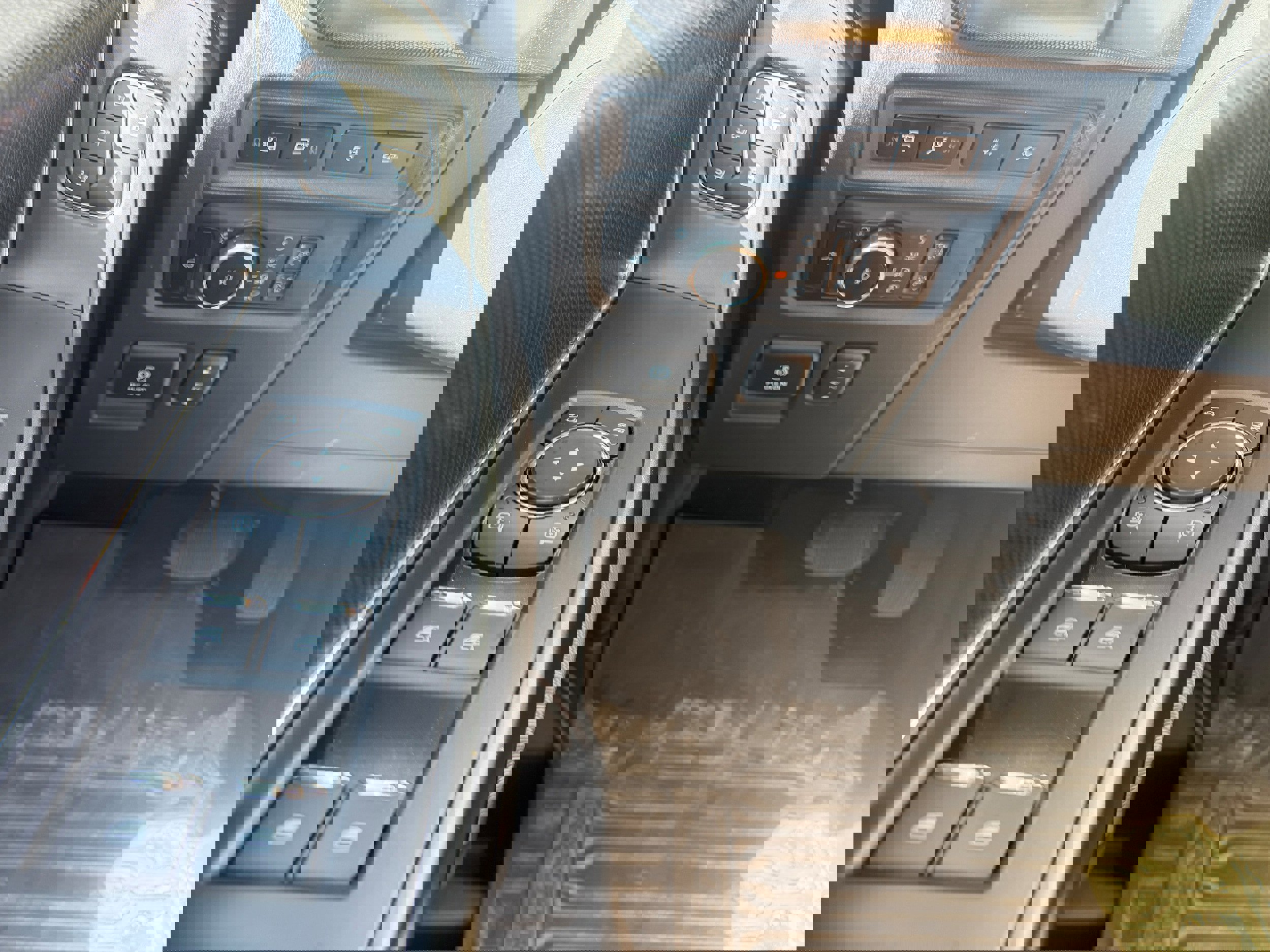 Used 2024 Ford F150 Raptor image 17