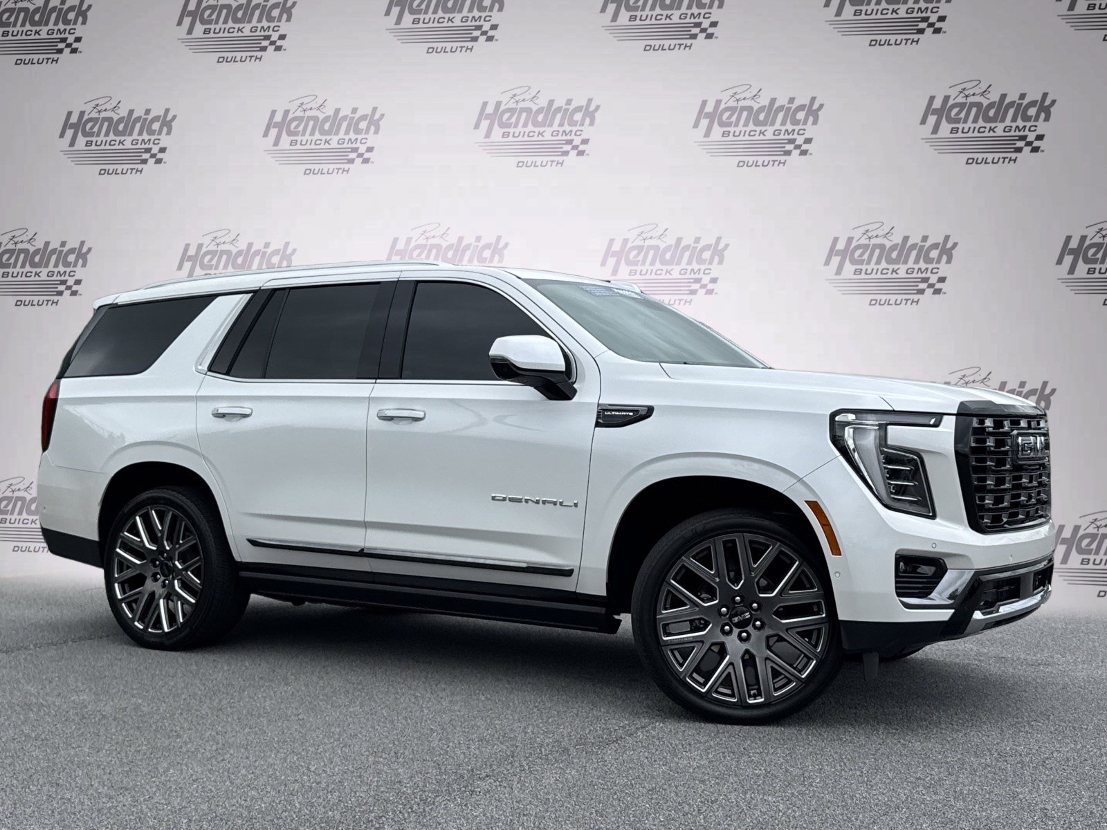 Used 2025 GMC Yukon Denali Ultimate AWD/4WD image 2