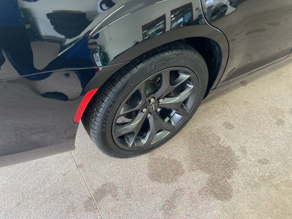 Used 2021 Chrysler 300 S image 18
