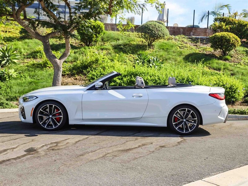 Used 2021 BMW 430i Convertible w/ M Sport Package RWD image 2