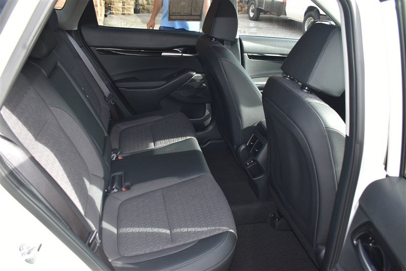 Used 2024 Kia Seltos S AWD/4WD image 26
