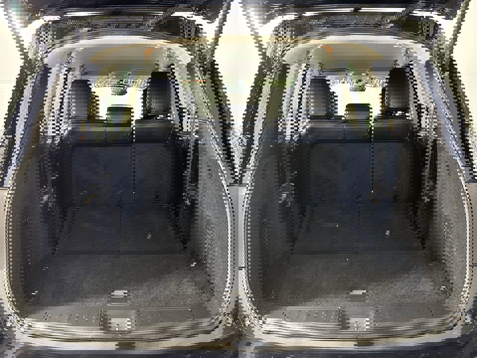 Used 2019 Nissan Pathfinder SL image 29