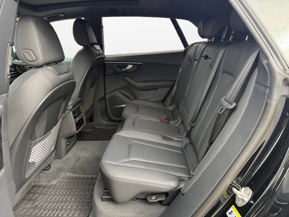 New 2026 Audi Q8 Premium Plus image 13
