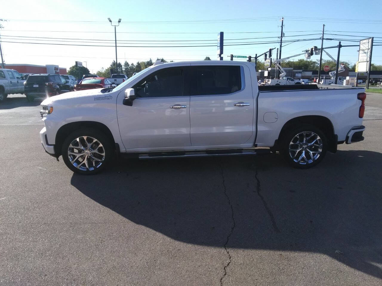 Used 2020 Chevrolet Silverado 1500 High Country w/ Technology Package image 39