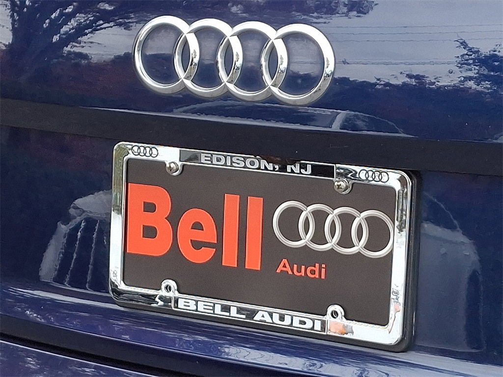 Used 2018 Audi SQ5 Premium Plus w/ Navigation Package image 29