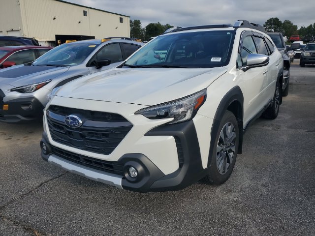 Used 2025 Subaru Outback Touring XT w/ Tech Package 3 AWD/4WD image 3
