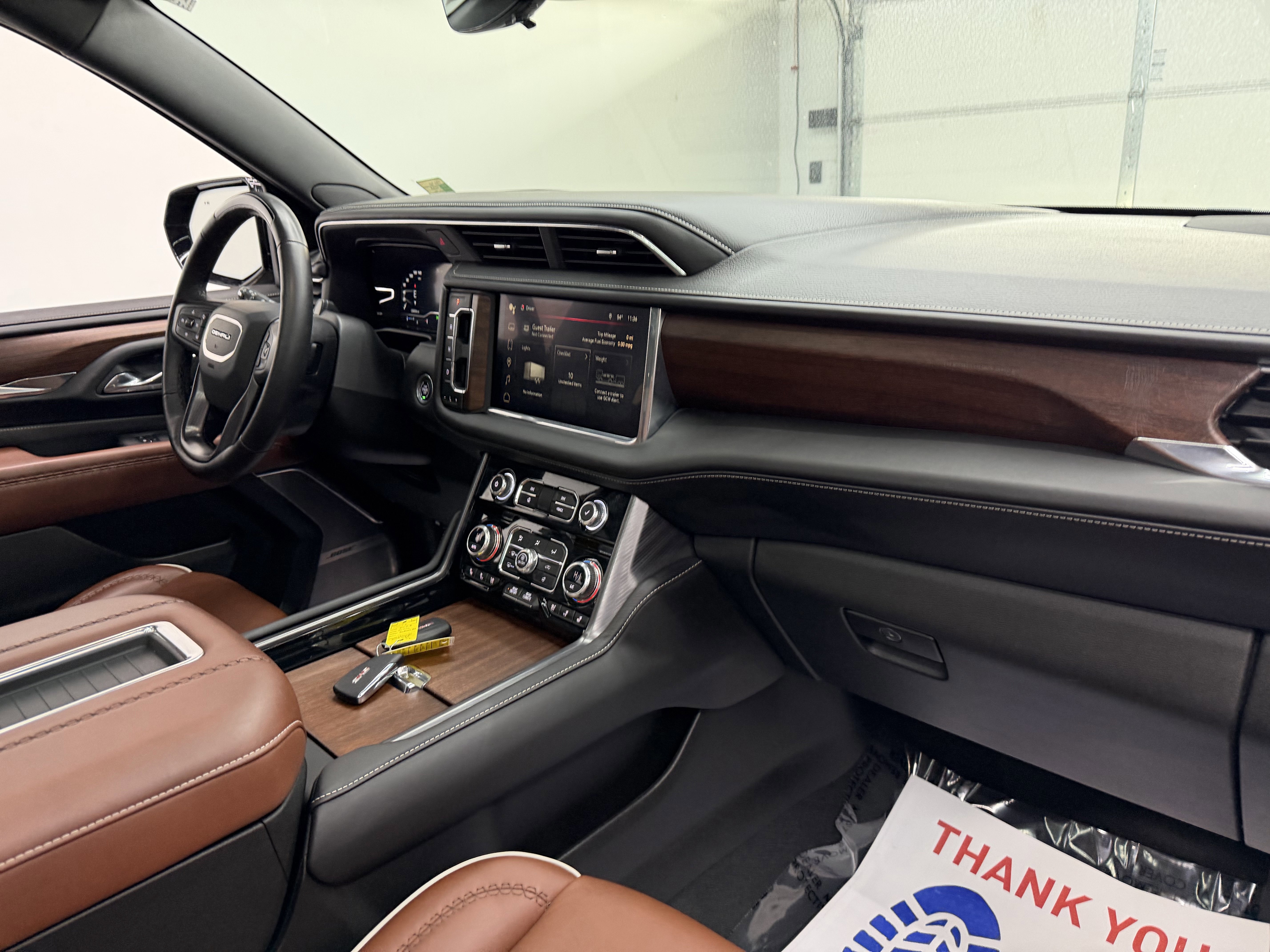 Used 2023 GMC Yukon XL Denali Ultimate w/ LPO, Floor Liner Package image 25