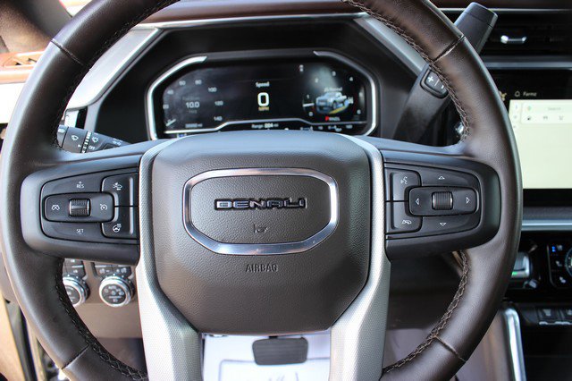Used 2024 GMC Sierra 3500 Denali image 10