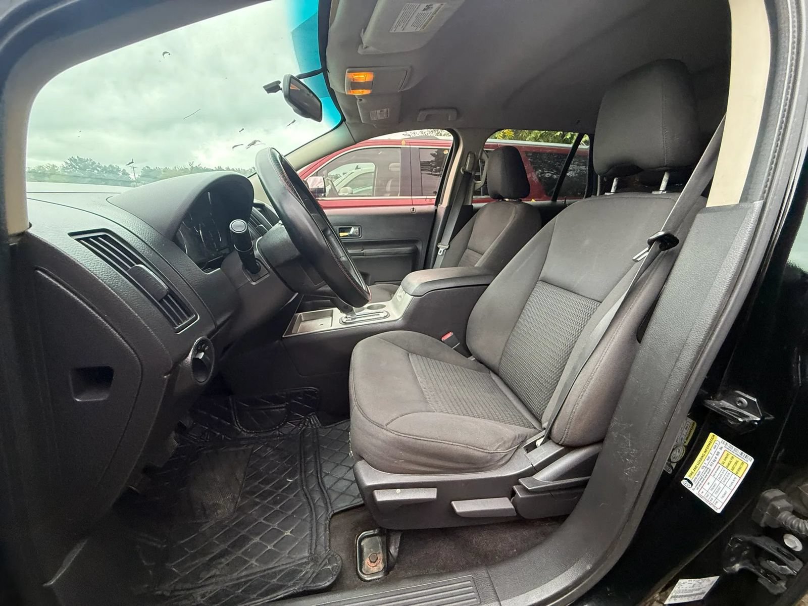 Used 2009 Ford Edge SE FWD image 14