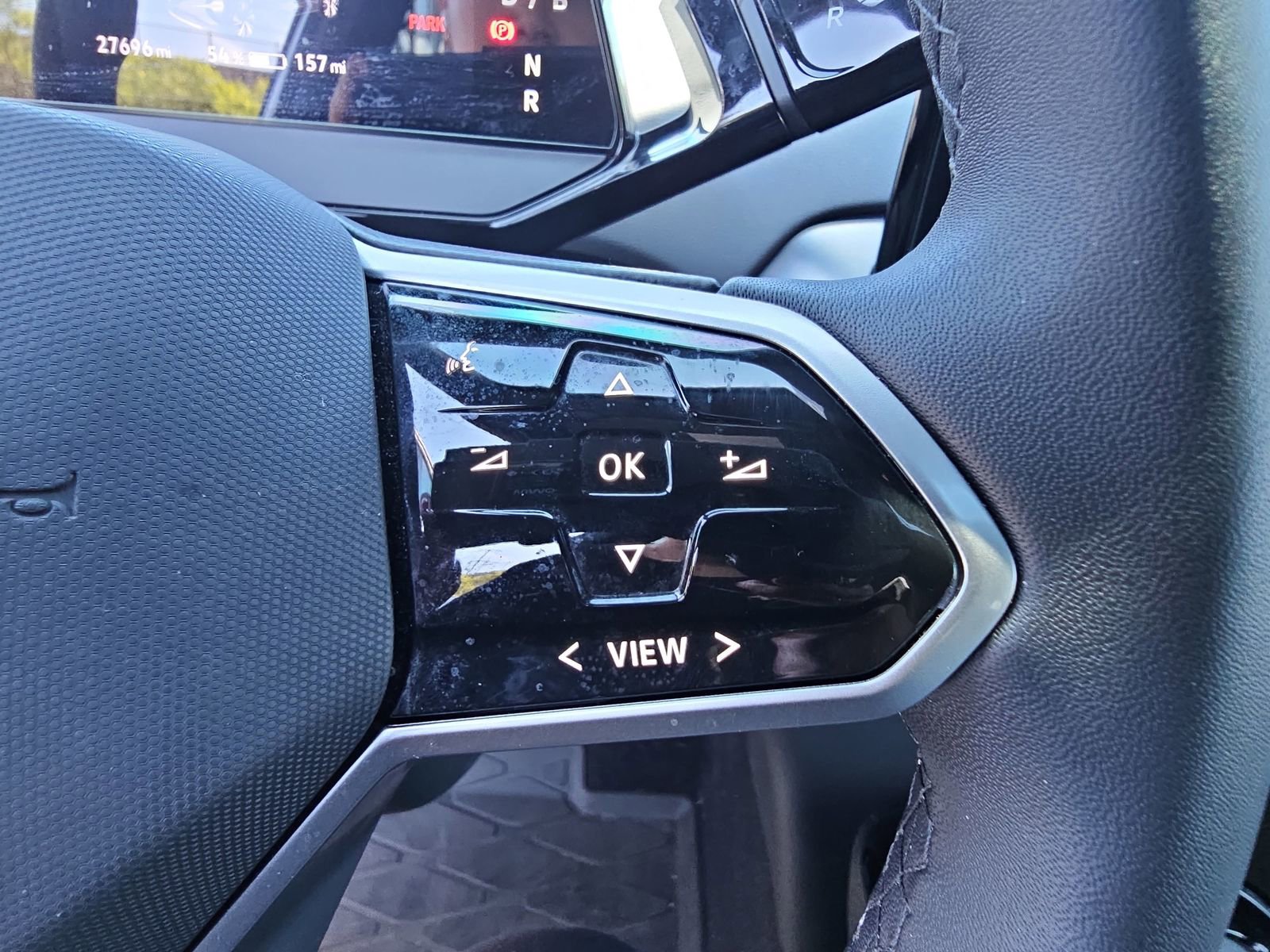 Used 2023 Volkswagen ID.4 Pro image 17