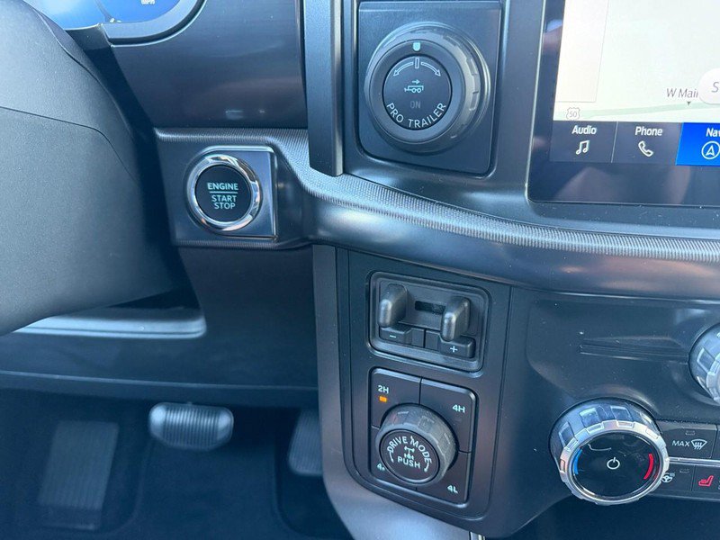 Used 2025 Ford F150 Lariat AWD/4WD image 38
