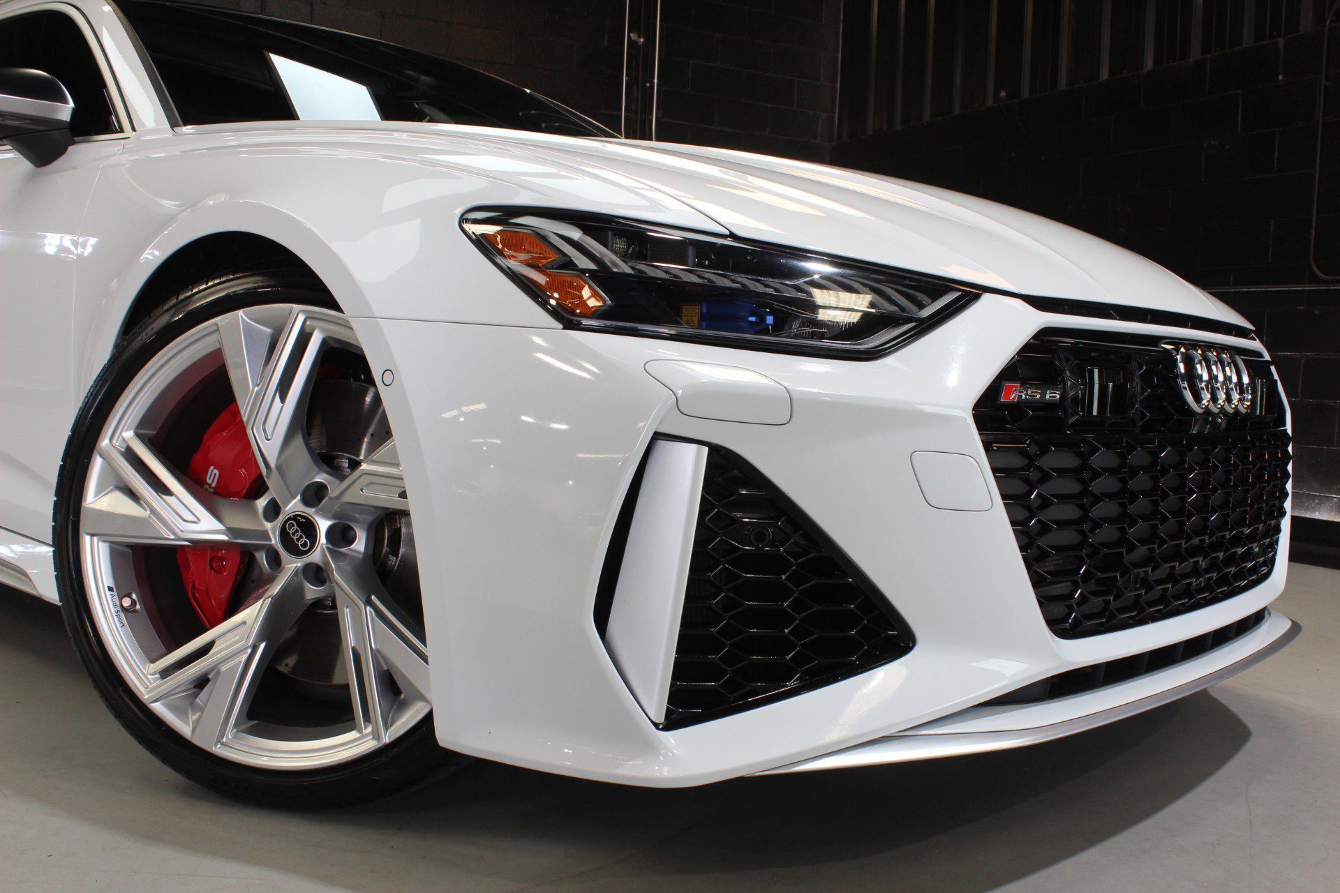 Used 2023 Audi RS 6 image 13