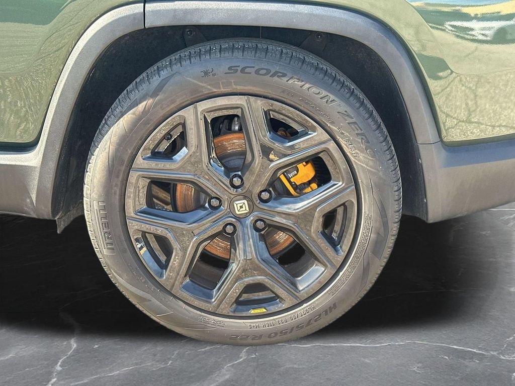 Used 2023 Rivian R1S Launch Edition image 35