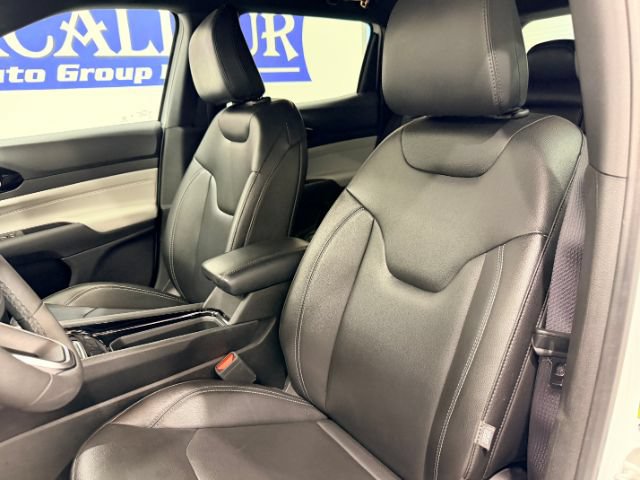 Used 2025 Jeep Compass Limited AWD/4WD image 33