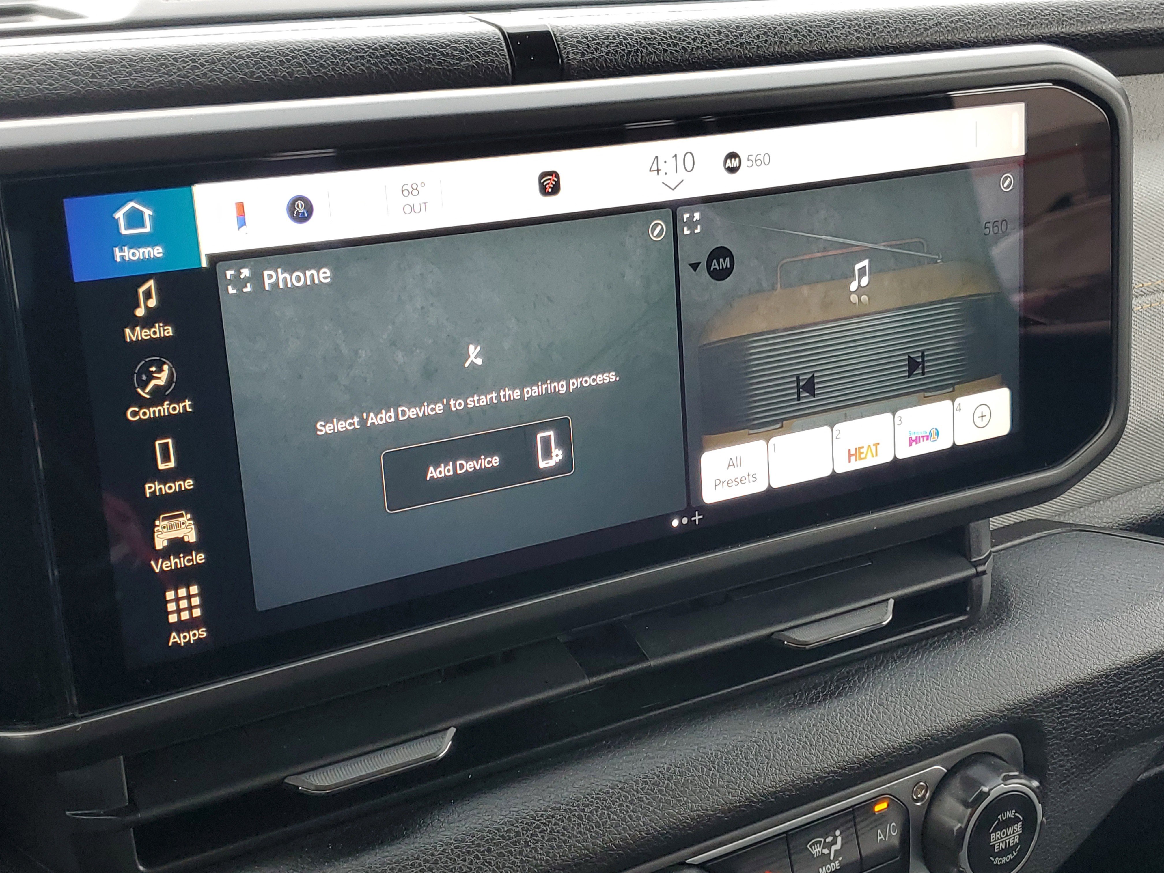 Used 2025 Jeep Wrangler Sport image 22