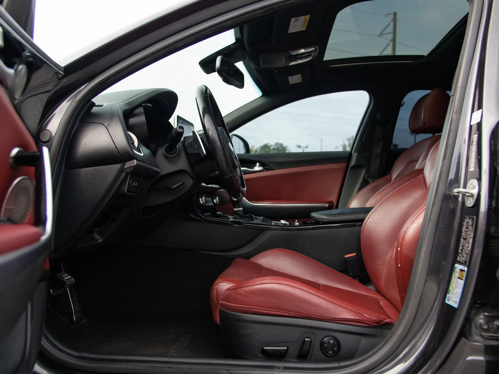 Used 2020 Kia Stinger GT-Line w/ Sun & Sound Package AWD/4WD image 20