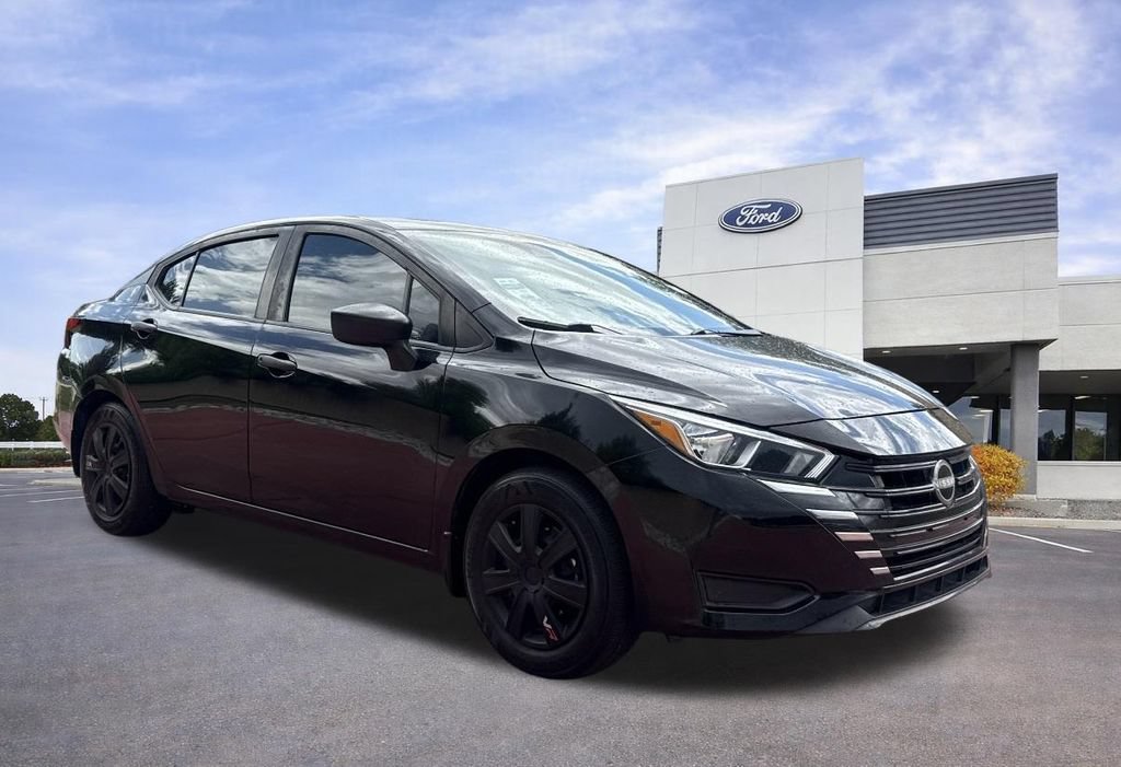 Used 2024 Nissan Versa S w/ Trunk Package