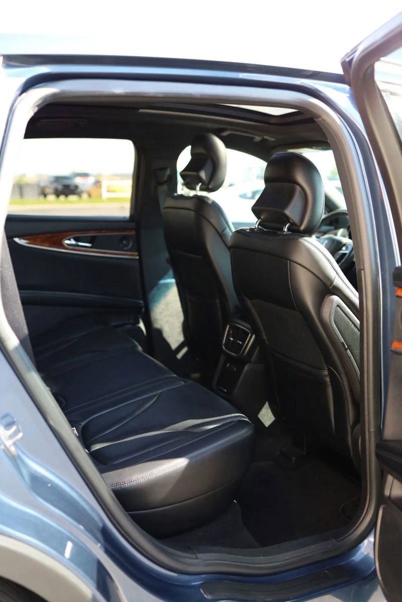 Used 2019 Lincoln Nautilus Reserve w/ Driver Assistance Package AWD/4WD image 46