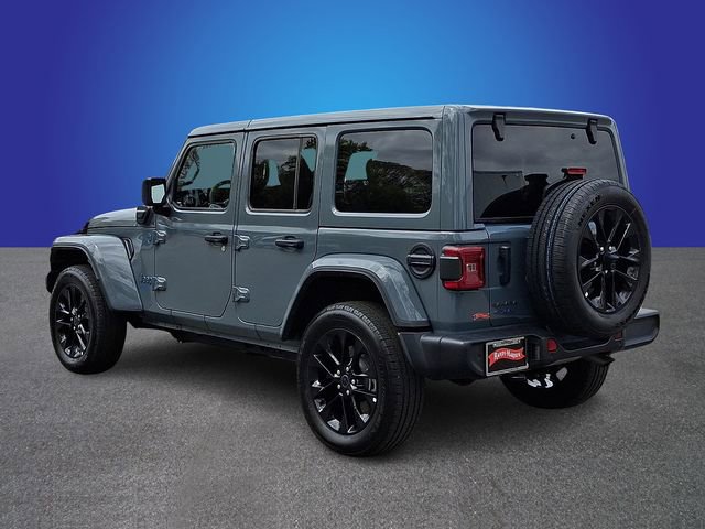 Used 2025 Jeep Wrangler Unlimited Sahara w/ Safety Group image 6