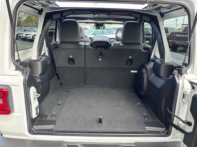 New 2026 Jeep Wrangler Unlimited Sahara image 4